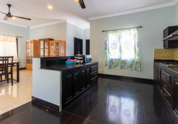5 Bedroom Villa For Rent - Svay Dangkum, Siem Reap thumbnail