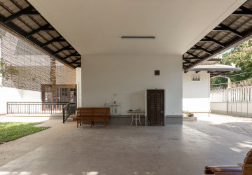 5 Bedroom Villa For Rent - Svay Dangkum, Siem Reap thumbnail