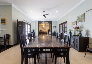 5 Bedroom Villa For Rent - Svay Dangkum, Siem Reap thumbnail
