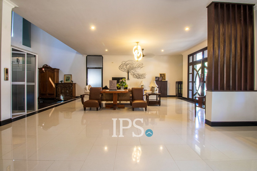 5 Bedroom Villa For Rent - Svay Dangkum, Siem Reap
