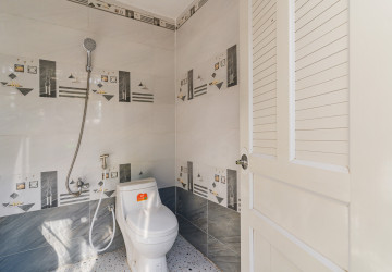 4 Bedroom Villa For Rent - Chip Mong Grand Phnom Penh, Kmuonh, Phnom Penh thumbnail