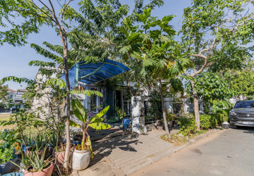 4 Bedroom Villa For Rent - Chip Mong Grand Phnom Penh, Kmuonh, Phnom Penh thumbnail