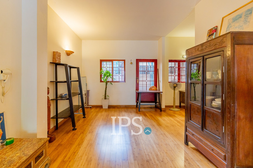 4 Bedroom Twin Villa For Sale - Borey Sopheak Mongkul, Chroy Changvar, Phnom Penh