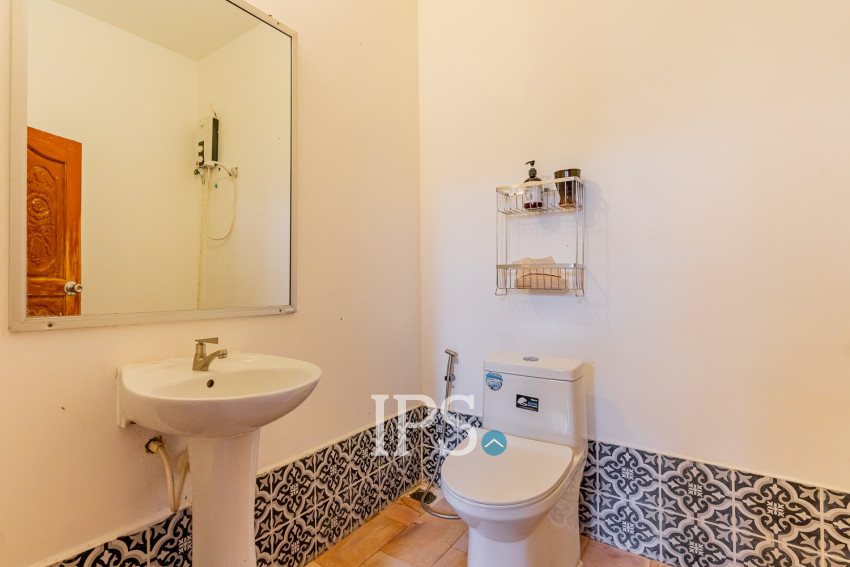 4 Bedroom Twin Villa For Sale - Borey Sopheak Mongkul, Chroy Changvar, Phnom Penh