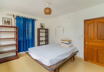 4 Bedroom Twin Villa For Sale - Borey Sopheak Mongkul, Chroy Changvar, Phnom Penh thumbnail