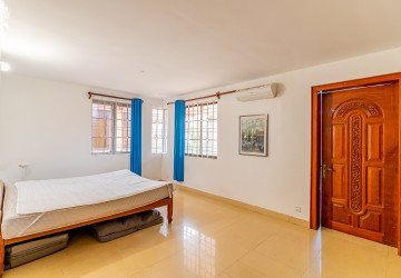 4 Bedroom Twin Villa For Sale - Borey Sopheak Mongkul, Chroy Changvar, Phnom Penh thumbnail