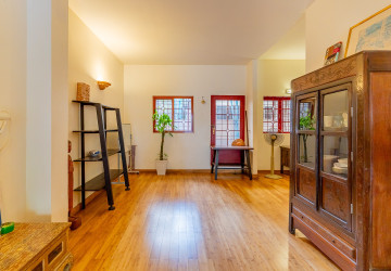 4 Bedroom Twin Villa For Rent - Borey Sopheak Mongkul, Chroy Changvar, Phnom Penh thumbnail