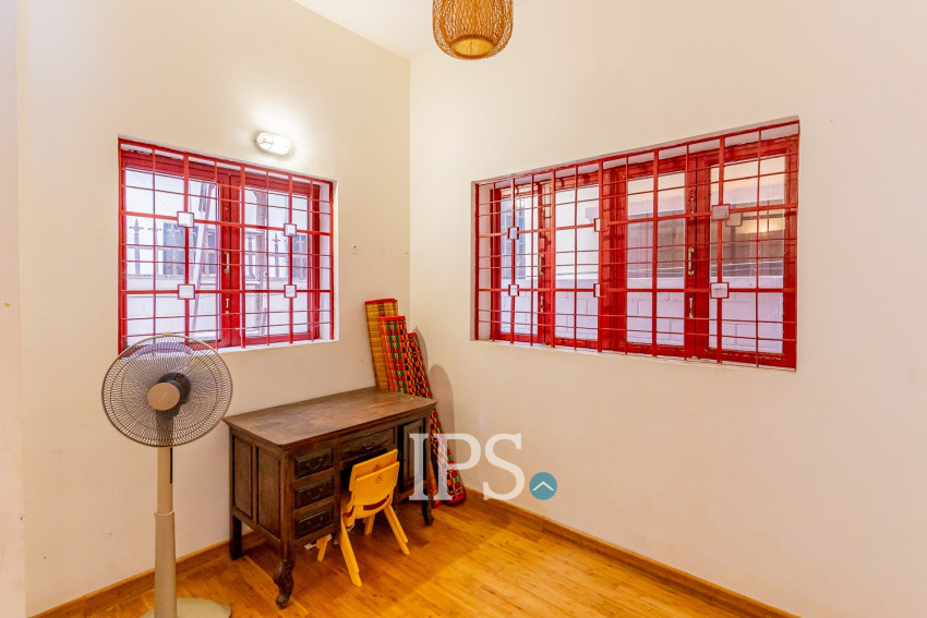 4 Bedroom Twin Villa For Rent - Borey Sopheak Mongkul, Chroy Changvar, Phnom Penh