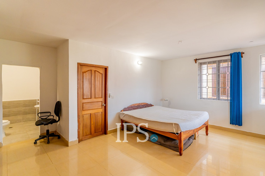 4 Bedroom Twin Villa For Rent - Borey Sopheak Mongkul, Chroy Changvar, Phnom Penh