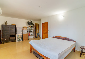 4 Bedroom Twin Villa For Rent - Borey Sopheak Mongkul, Chroy Changvar, Phnom Penh thumbnail