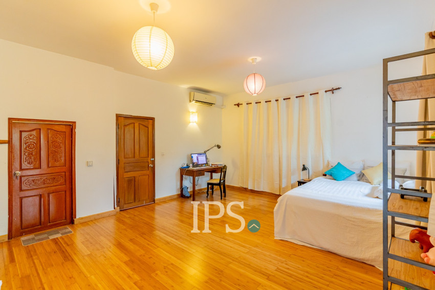 4 Bedroom Twin Villa For Rent - Borey Sopheak Mongkul, Chroy Changvar, Phnom Penh