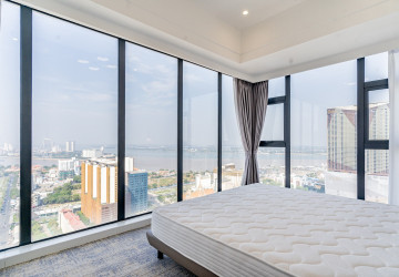 1 Bedroom Condo For Rent - Huanyu Center, Tonle Bassac, Phnom Penh thumbnail