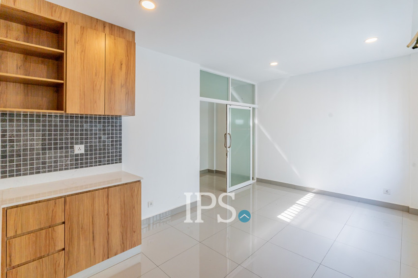 4 Bedroom Shophouse For Rent - Borey Chip Mong 271, Khan Meanchey, Phnom Penh