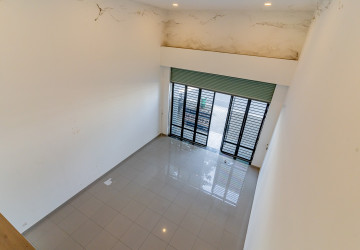 4 Bedroom Shophouse For Rent - Borey Chip Mong 271, Khan Meanchey, Phnom Penh thumbnail