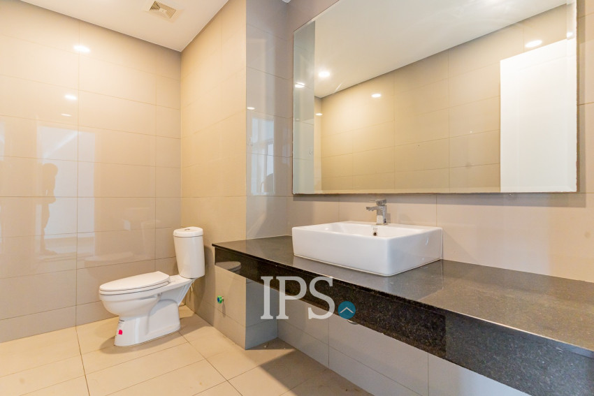 4 Bedroom Shophouse For Rent - Borey Chip Mong 271, Khan Meanchey, Phnom Penh