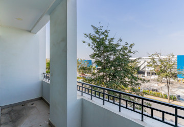 4 Bedroom Shophouse For Rent - Borey Chip Mong 271, Khan Meanchey, Phnom Penh thumbnail