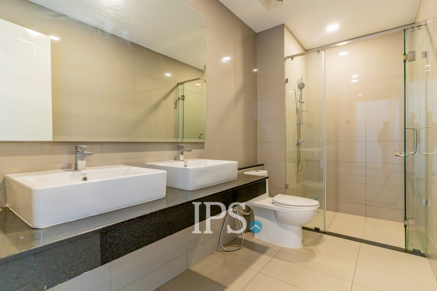 4 Bedroom Shophouse For Rent - Borey Chip Mong 271, Khan Meanchey, Phnom Penh