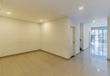 4 Bedroom Shophouse For Rent - Borey Chip Mong 271, Khan Meanchey, Phnom Penh thumbnail