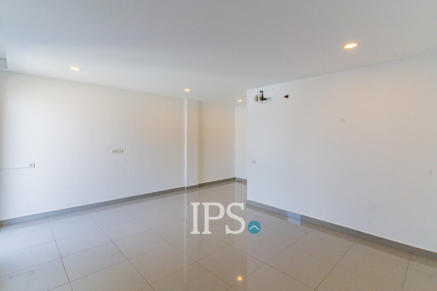 4 Bedroom Shophouse For Rent - Borey Chip Mong 271, Khan Meanchey, Phnom Penh