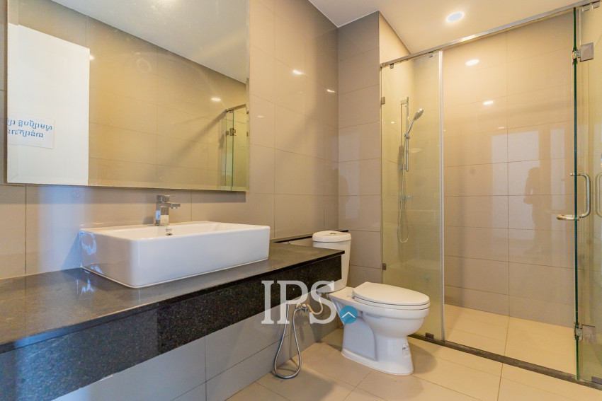 4 Bedroom Shophouse For Rent - Borey Chip Mong 271, Khan Meanchey, Phnom Penh