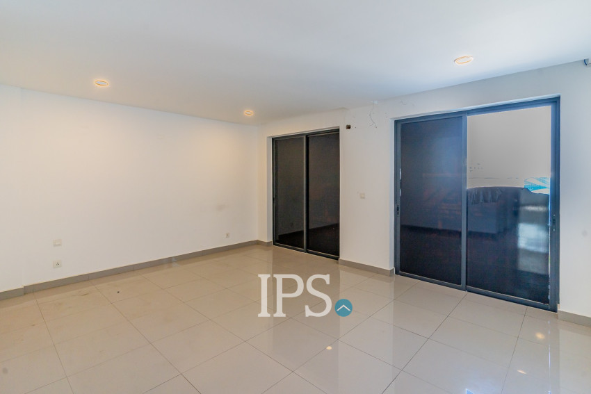 4 Bedroom Shophouse For Rent - Borey Chip Mong 271, Khan Meanchey, Phnom Penh