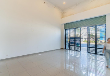 4 Bedroom Shophouse For Rent - Borey Chip Mong 271, Khan Meanchey, Phnom Penh thumbnail