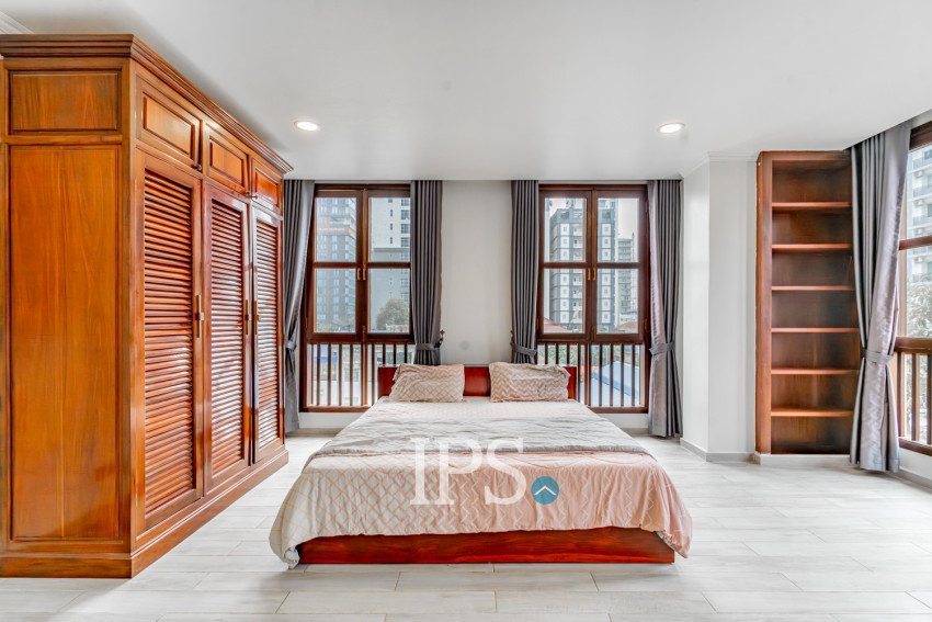 3 Bedroom Serviced Apartment For Rent - BKK1, Phnom Penh