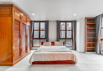 3 Bedroom Serviced Apartment For Rent - BKK1, Phnom Penh thumbnail