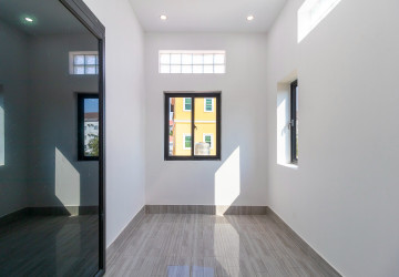 4 Bedroom House For Rent - Svay Dangkum, Siem Reap thumbnail