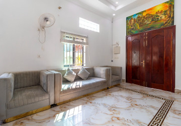 4 Bedroom House For Rent - Svay Dangkum, Siem Reap thumbnail