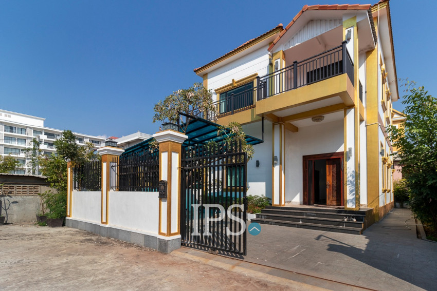 4 Bedroom House For Rent - Svay Dangkum, Siem Reap