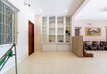 6 Bedroom Shophouse For Rent - Svay Dangkum, Siem Reap thumbnail