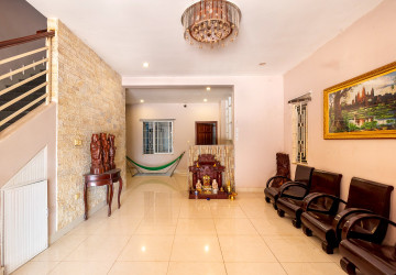 6 Bedroom Shophouse For Rent - Svay Dangkum, Siem Reap thumbnail