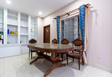 6 Bedroom Shophouse For Rent - Svay Dangkum, Siem Reap thumbnail