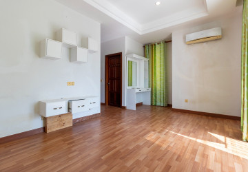 6 Bedroom Shophouse For Rent - Svay Dangkum, Siem Reap thumbnail