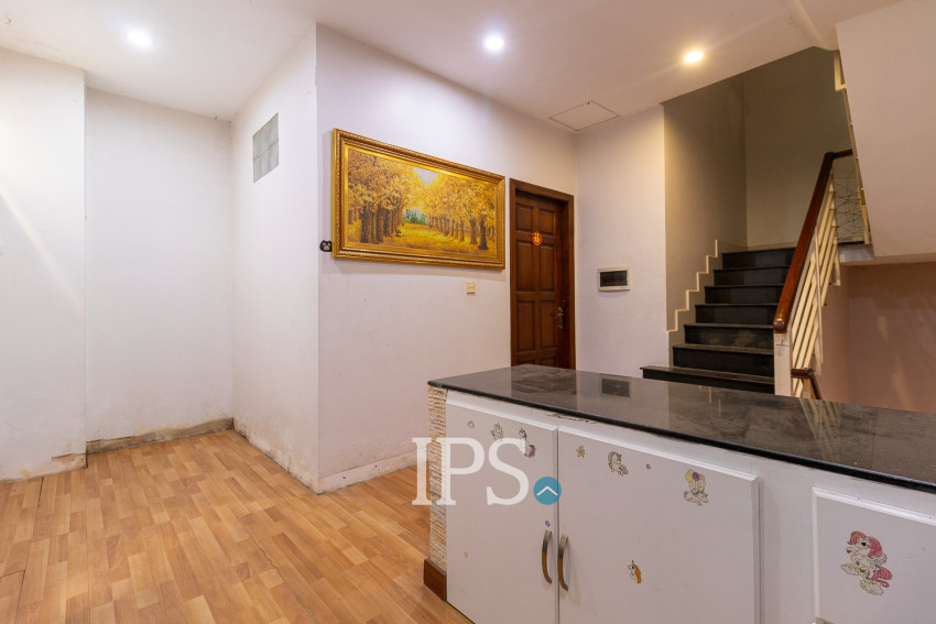 6 Bedroom Shophouse For Rent - Svay Dangkum, Siem Reap