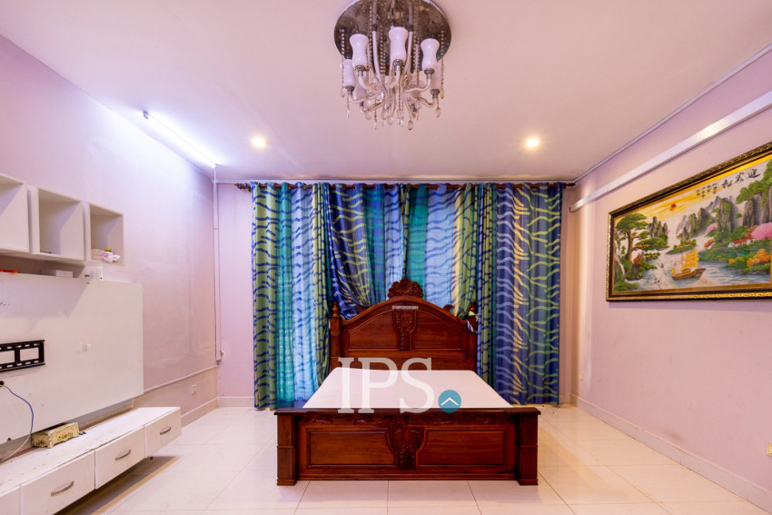 6 Bedroom Shophouse For Rent - Svay Dangkum, Siem Reap