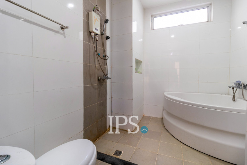 6 Bedroom Shophouse For Rent - Svay Dangkum, Siem Reap