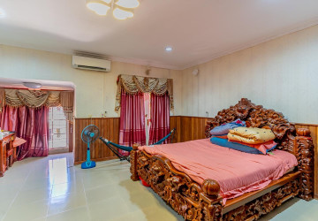 4 Bedroom Twin Villa For Sale - Borey Sopheak Mongkul, Chroy Changvar, Phnom Penh thumbnail