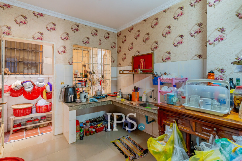 4 Bedroom Twin Villa For Sale - Borey Sopheak Mongkul, Chroy Changvar, Phnom Penh