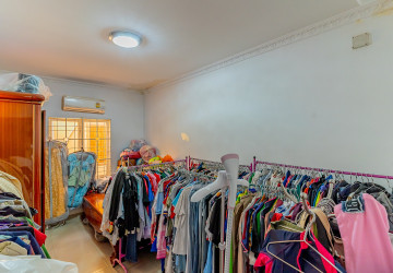 4 Bedroom Twin Villa For Sale - Borey Sopheak Mongkul, Chroy Changvar, Phnom Penh thumbnail