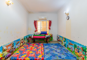 4 Bedroom Twin Villa For Sale - Borey Sopheak Mongkul, Chroy Changvar, Phnom Penh thumbnail