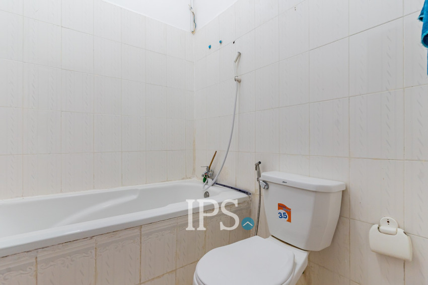 4 Bedroom Twin Villa For Sale - Borey Sopheak Mongkul, Chroy Changvar, Phnom Penh