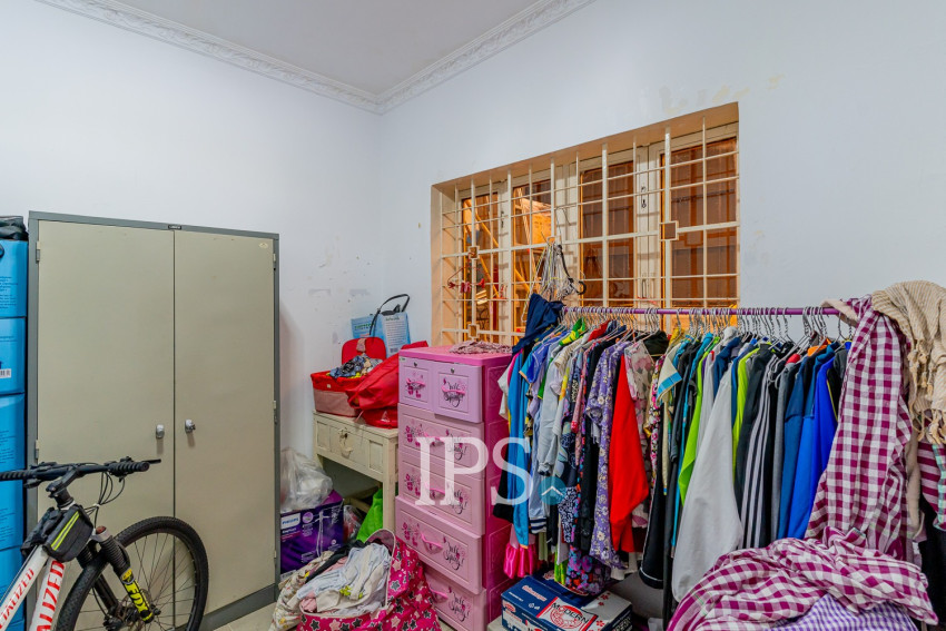 4 Bedroom Twin Villa For Sale - Borey Sopheak Mongkul, Chroy Changvar, Phnom Penh