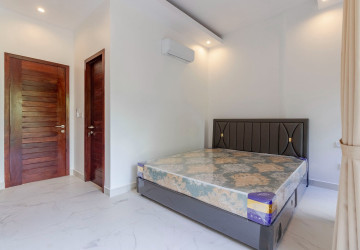 4 Bedroom Flat For Rent - Sala Kamreuk, Siem Reap thumbnail