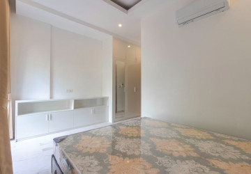 4 Bedroom Flat For Rent - Sala Kamreuk, Siem Reap thumbnail