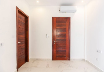 4 Bedroom Flat For Rent - Sala Kamreuk, Siem Reap thumbnail