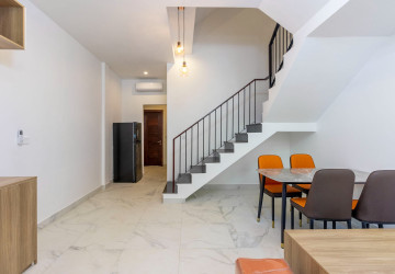 4 Bedroom Flat For Rent - Sala Kamreuk, Siem Reap thumbnail