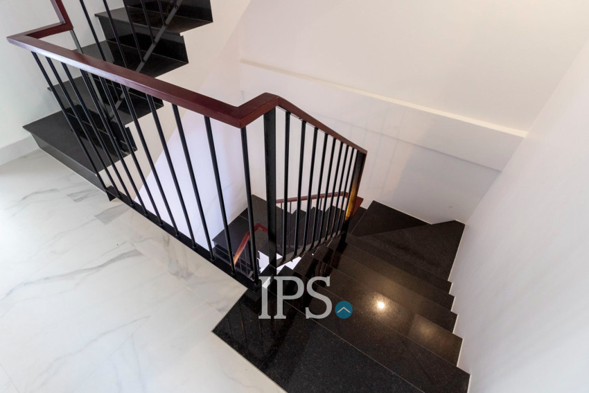 4 Bedroom Flat For Rent - Sala Kamreuk, Siem Reap