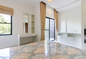 4 Bedroom Flat For Rent - Sala Kamreuk, Siem Reap thumbnail